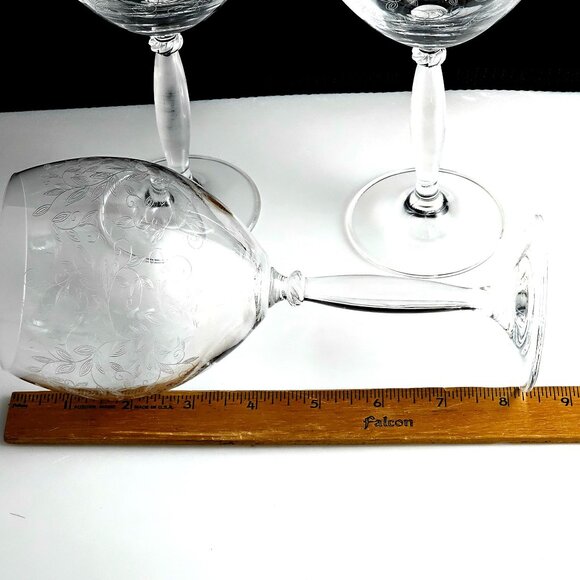 Pier 1 Eliza Water Goblet 8" set of 3 etched leaf red wine glasses cottagecore - Picture 7 of 8